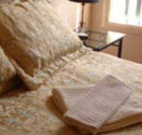 Absolutely Colleen - Accommodation Main Beach