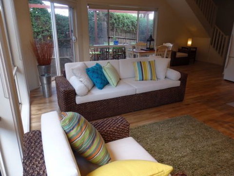 CENTREPOINT UNITS - HEIDELBERG - Accommodation Main Beach 1