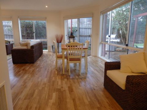 CENTREPOINT UNITS - HEIDELBERG - Accommodation Main Beach 6