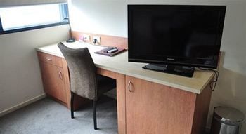 City Park Hotel - Accommodation Main Beach 9