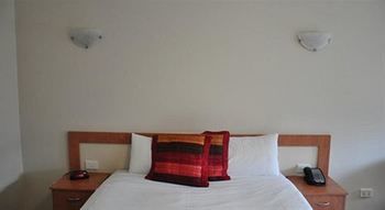 City Park Hotel - Accommodation Main Beach 11