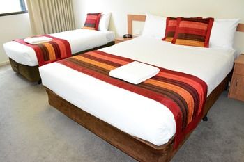 City Park Hotel - Accommodation Main Beach 13