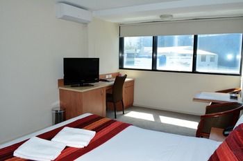 City Park Hotel - Accommodation Main Beach 19