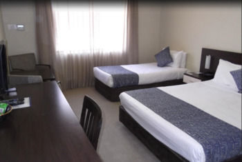 175 (formerly Wesley Lodge) - Accommodation Main Beach 15