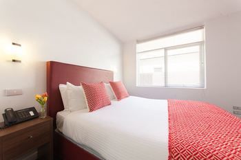 Easystay Apartments Raglan Street - Accommodation Main Beach 8