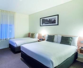Ibis Melbourne Hotel And Apartments - Accommodation Main Beach 18