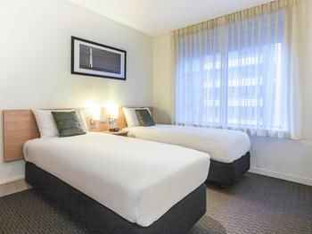 Ibis Melbourne Hotel And Apartments - Accommodation Main Beach 53