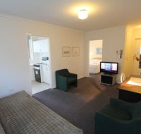 Drummond Apartments Services - Accommodation Main Beach