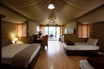 Ocean Beach Resort & Holiday Park - Accommodation Main Beach 36