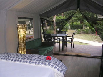 Ocean Beach Resort & Holiday Park - Accommodation Main Beach 42