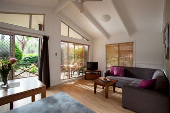 Ocean Beach Resort & Holiday Park - Accommodation Main Beach 19