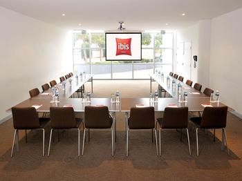 Ibis Melbourne Glen Waverley - Accommodation Main Beach 19