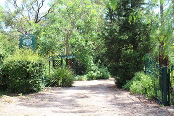Storey Grange - Accommodation Main Beach 6