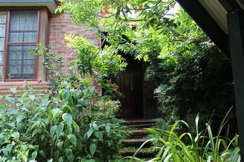 Storey Grange - Accommodation Main Beach 15