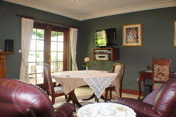 Storey Grange - Accommodation Main Beach 25