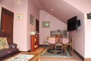 Storey Grange - Accommodation Main Beach 30