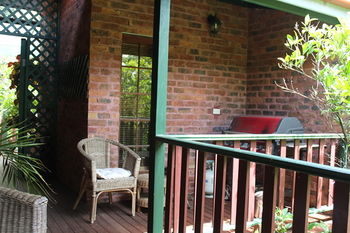 Storey Grange - Accommodation Main Beach 32