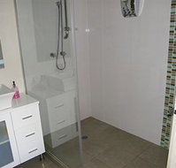 DeaposVine Escape - Accommodation Main Beach