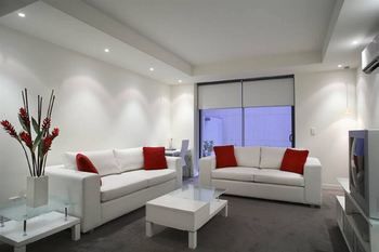 Tribeca Serviced Apartments Melbourne - Accommodation Main Beach 2