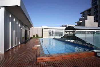 Tribeca Serviced Apartments Melbourne - Accommodation Main Beach 6