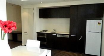 Tribeca Serviced Apartments Melbourne - Accommodation Main Beach 20