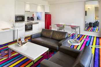 ADGE Boutique Apartment Hotel - Accommodation Main Beach 22