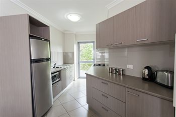 Bluegum Apartments - Accommodation Main Beach 1