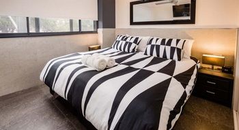 Bluegum Apartments - Accommodation Main Beach 8