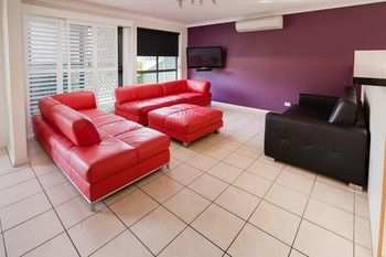 Bluegum Apartments - Accommodation Main Beach 18
