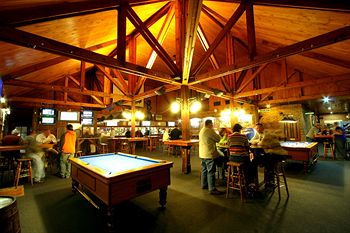 Dubbo NSW Accommodation Main Beach