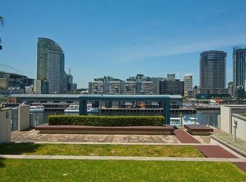 Accent Accommodation At Docklands Melbourne - Accommodation Main Beach 1