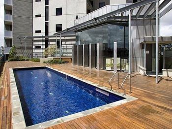 Accent Accommodation At Docklands Melbourne - Accommodation Main Beach 2