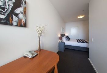 Accent Accommodation At Docklands Melbourne - Accommodation Main Beach 16