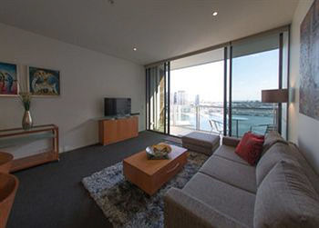 Accent Accommodation At Docklands Melbourne - Accommodation Main Beach 23