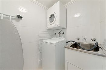 Wyndel Apartments - Herbert - Accommodation Main Beach 3