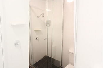 Alston Apartments Hotel - Accommodation Main Beach 1