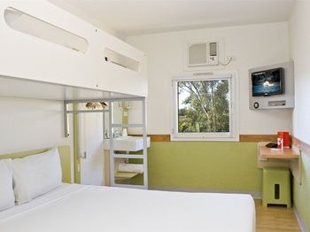 Ibis Budget Fawkner - Accommodation Main Beach 2