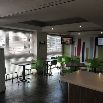 Ibis Budget Fawkner - Accommodation Main Beach 8