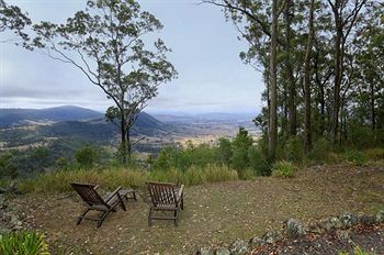 Eagleview Resort - Accommodation Main Beach 11