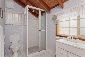 Eagleview Resort - Accommodation Main Beach 14