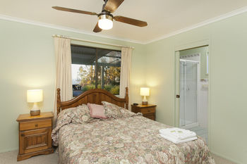 Eagleview Resort - Accommodation Main Beach 35
