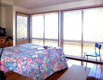 Eagleview Resort - Accommodation Main Beach 72