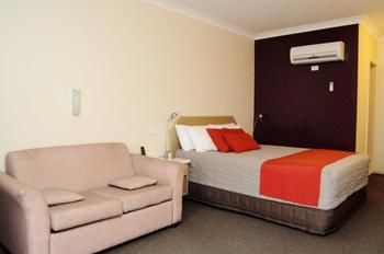 Dubbo R.s.l. Club Motel - Accommodation Main Beach 10