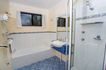 Ingenia Holidays Lake Macquarie - Accommodation Main Beach 6