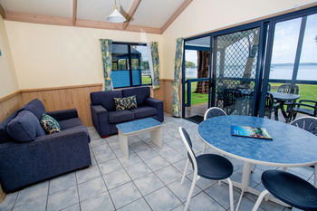 Ingenia Holidays Lake Macquarie - Accommodation Main Beach 11