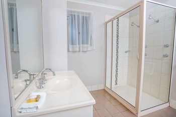 Ingenia Holidays Lake Macquarie - Accommodation Main Beach 15