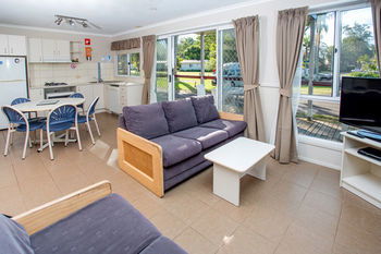 Ingenia Holidays Lake Macquarie - Accommodation Main Beach 26