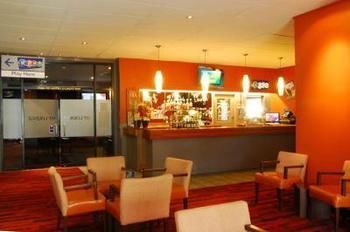 Palms Hotel Motel Chullora - Accommodation Main Beach 5