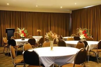 Palms Hotel Motel Chullora - Accommodation Main Beach 7