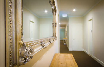 Remington Motor Inn - Accommodation Main Beach 50